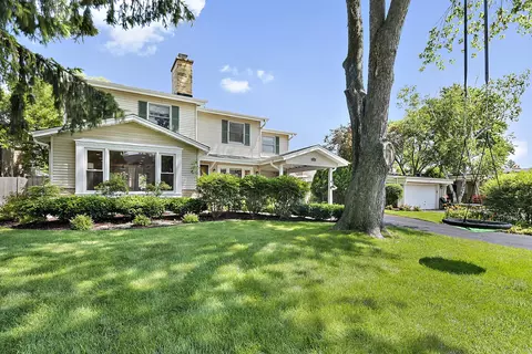 2296 Farnsworth Ln, Northbrook, IL 60062