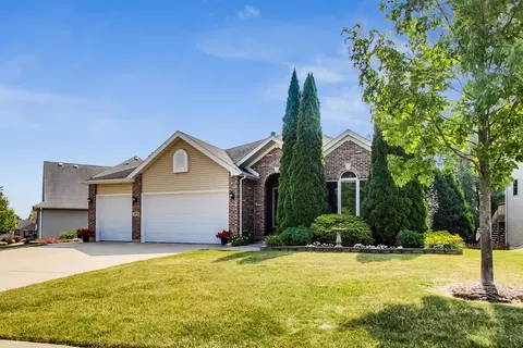 803 Doral Dr, Marengo, IL 60152