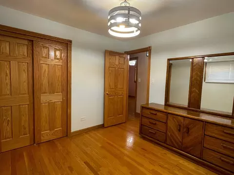 7900 W 82nd St, Bridgeview, IL 60455 photo 11