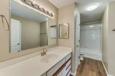 655 Beaver Ct, Naperville, IL 60563 photo 21
