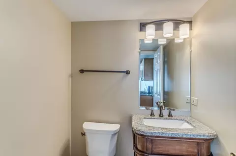 655 Beaver Ct, Naperville, IL 60563 photo 14