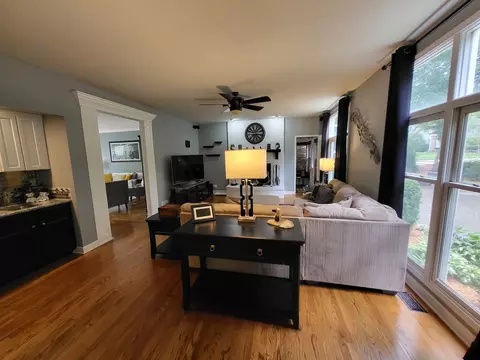 200 S Oakleaf Rd E, Algonquin, IL 60102 photo 16