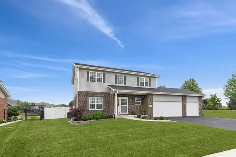 2992 Foxwood Dr, New Lenox, IL 60451