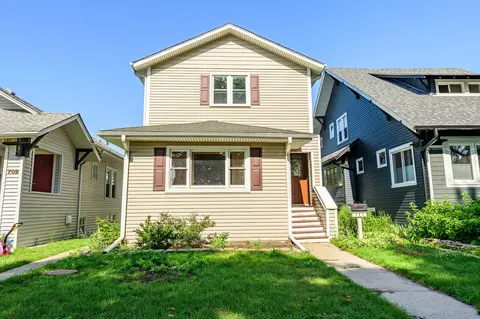 711 Hayes Ave, Oak Park, IL 60302