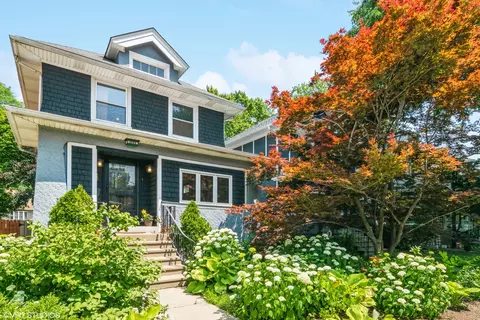 1002 Home Ave, Oak Park, IL 60304