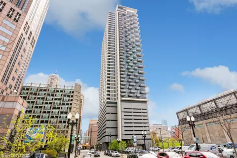 235 W Van Buren St #3805, Chicago, IL 60607