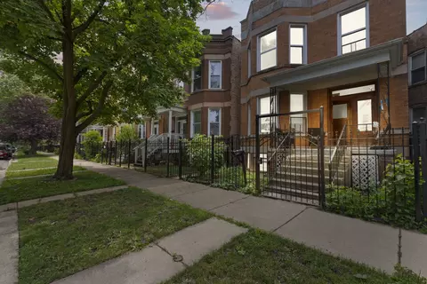 3745 W Shakespeare Ave, Chicago, IL 60647