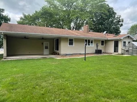 402 N Cottage Ave, Normal, IL 61761 photo 21