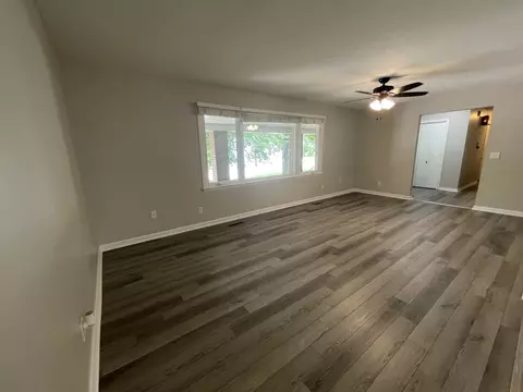 402 N Cottage Ave, Normal, IL 61761 photo 7