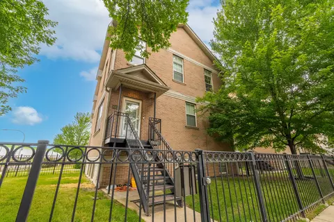 6434 W Mclean Ave #6434, Elmwood Park, IL 60707