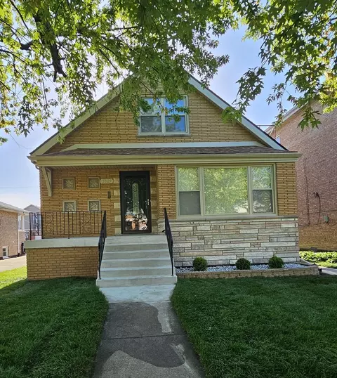 5329 S Narragansett Ave, Chicago, IL 60638