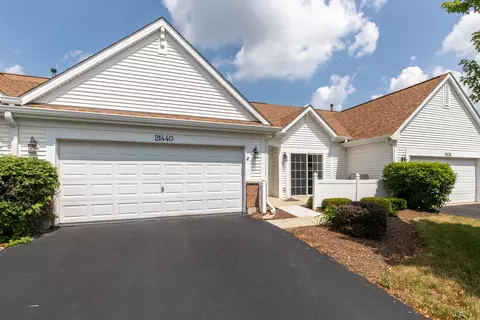 21440 W Douglas Ln, Plainfield, IL 60544 photo 2