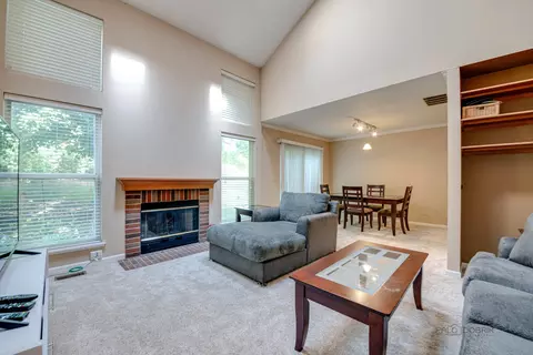 2080 Peach Tree Ln, Algonquin, IL 60102 photo 5