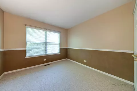 2080 Peach Tree Ln, Algonquin, IL 60102 photo 16