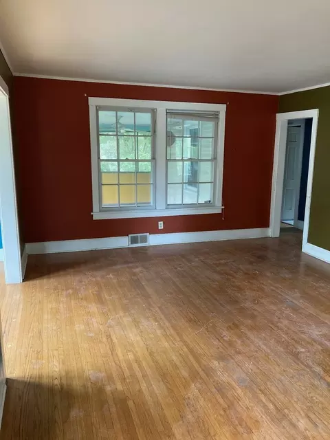 515 Morgan St, Elgin, IL 60123 photo 5