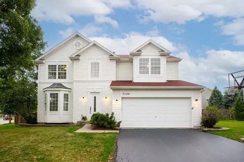 2588 Vicksburg Ln, Aurora, IL 60503