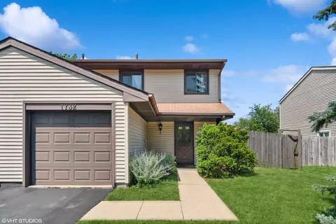 1732 De Forest Ln, Hanover Park, IL 60133