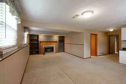 1411 Chadwick Dr, Normal, IL 61761 photo 27