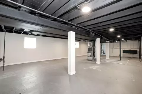 8918 S Laflin St, Chicago, IL 60620 photo 12
