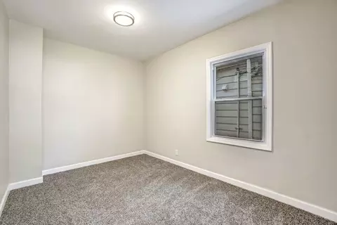 8918 S Laflin St, Chicago, IL 60620 photo 10