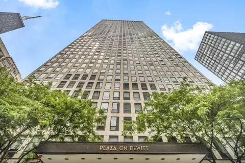 260 E Chestnut St #1501, Chicago, IL 60611