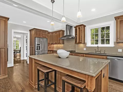 2511 Hurd Ave, Evanston, IL 60201 photo 9