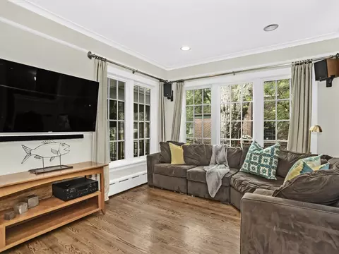2511 Hurd Ave, Evanston, IL 60201 photo 12