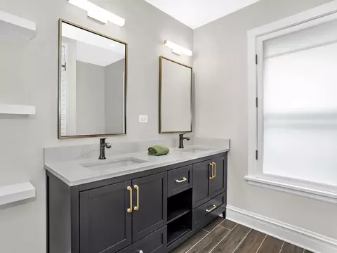 2511 Hurd Ave, Evanston, IL 60201 photo 30