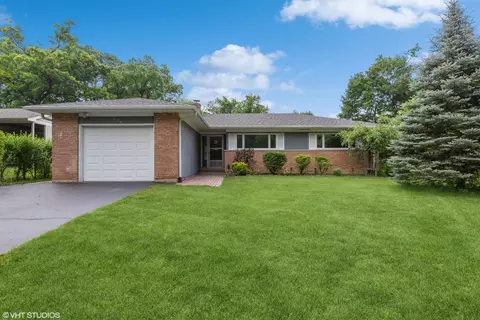 3159 Summit Ave, Highland Park, IL 60035