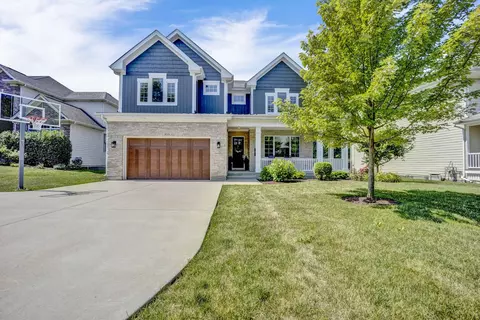 355 Saint Charles Rd, Glen Ellyn, IL 60137