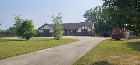 411 N Il Route 23, Marengo, IL 60152