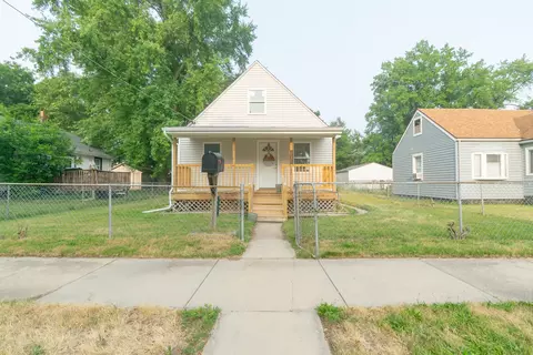 2638 Hanson St, Rockford, IL 61109