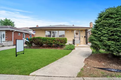 8529 S Kolmar Ave, Chicago, IL 60652