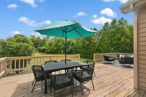 655 Red Maple Ln, Roselle, IL 60172 photo 29
