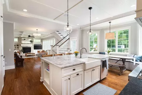 540 S Wright St, Naperville, IL 60540 photo 11