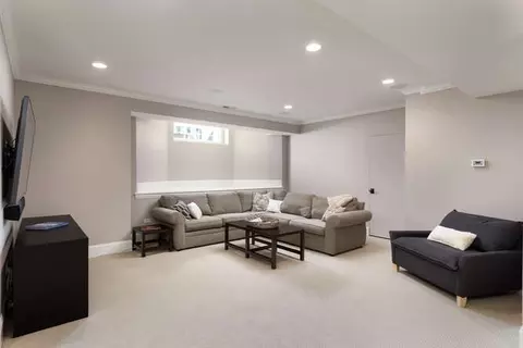 540 S Wright St, Naperville, IL 60540 photo 47