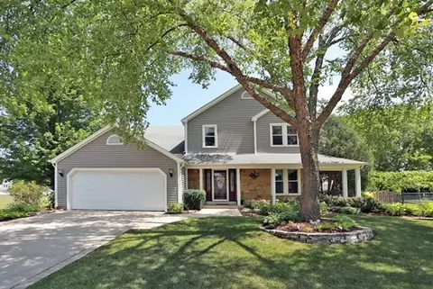 4335 Lombardy Ln, Hoffman Estates, IL 60192