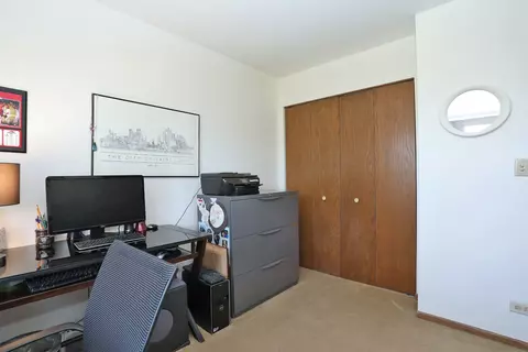 4335 Lombardy Ln, Hoffman Estates, IL 60192 photo 24