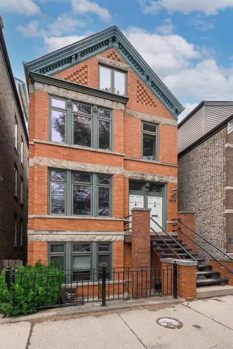 2141 N Oakley Ave #3, Chicago, IL 60647