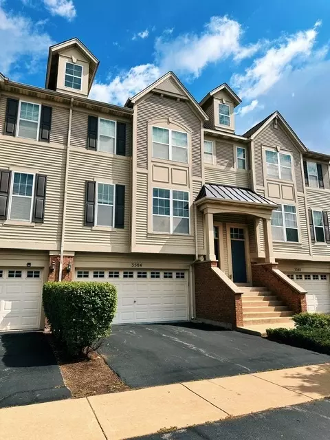 3584 Gabrielle Ln, Aurora, IL 60504