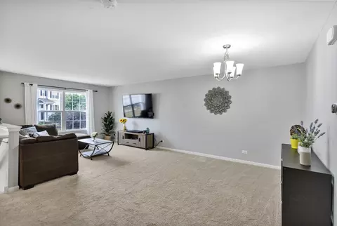 1794 Ruby Dr, Pingree Grove, IL 60140 photo 8