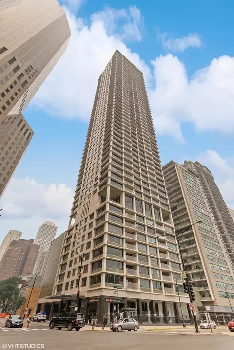1000 N Lake Shore Plz #19B, Chicago, IL 60611
