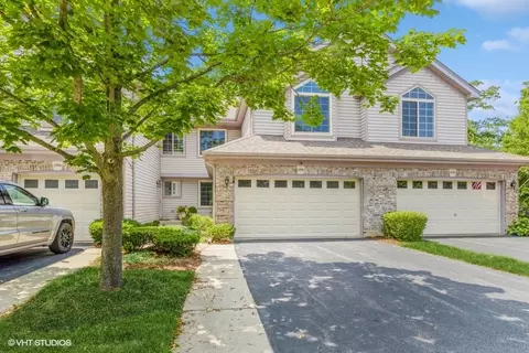 1548 N Saint Marks Pl, Palatine, IL 60067
