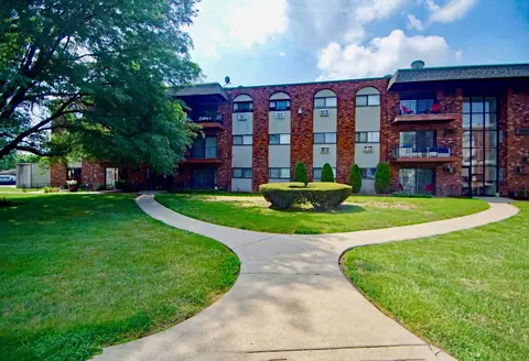 13711 S Stewart Ave #11-A2E, Riverdale, IL 60827
