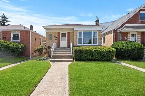 4610 N Austin Ave, Chicago, IL 60630
