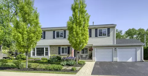 1156 Laurel Ave, Deerfield, IL 60015