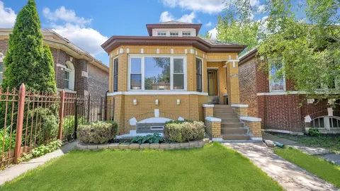 2953 W 55th St, Chicago, IL 60632