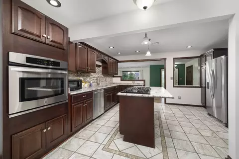 270 E Southmor Rd, Morris, IL 60450 photo 12