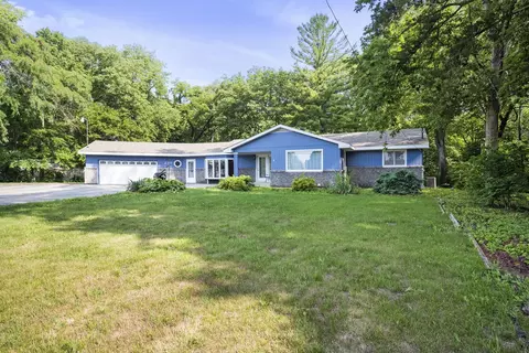 270 E Southmor Rd, Morris, IL 60450 photo 2