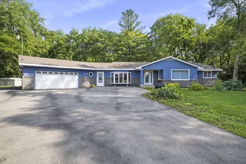 270 E Southmor Rd, Morris, IL 60450